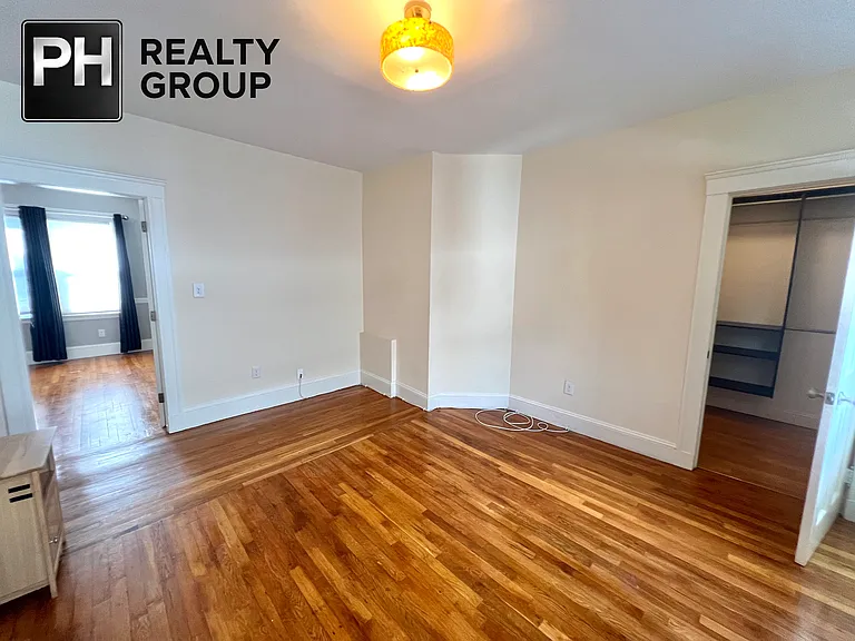 20 Wells Ave #1 — Photo 11