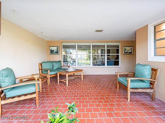4th image of 333 Cocoa Ave
