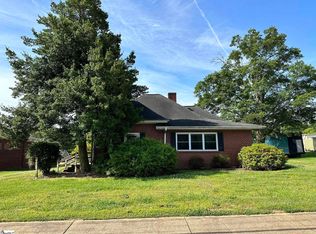 113 W Main St, Duncan, SC 29334