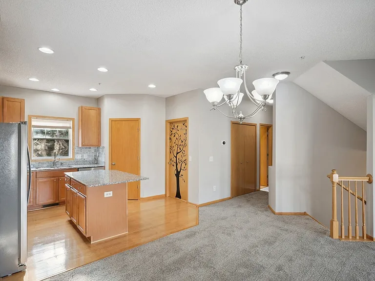 5009 Everest Ln N — Photo 25