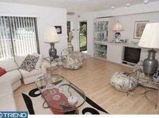 18 Summit Dr, Bryn Mawr, PA 19010