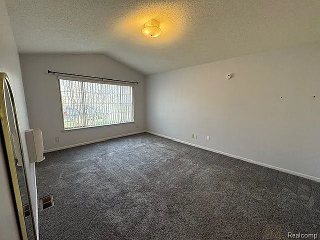 1922 Pebble Creek Dr — Photo 11