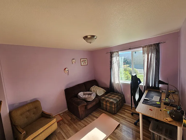 813 SE Maliah Ave — Photo 8