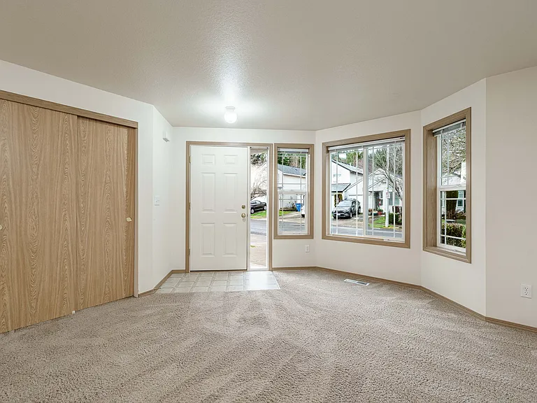 11703 NE 32nd St #11703 — Photo 5