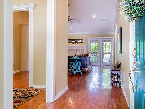 4th image of 4887 Cedar Ridge Dr