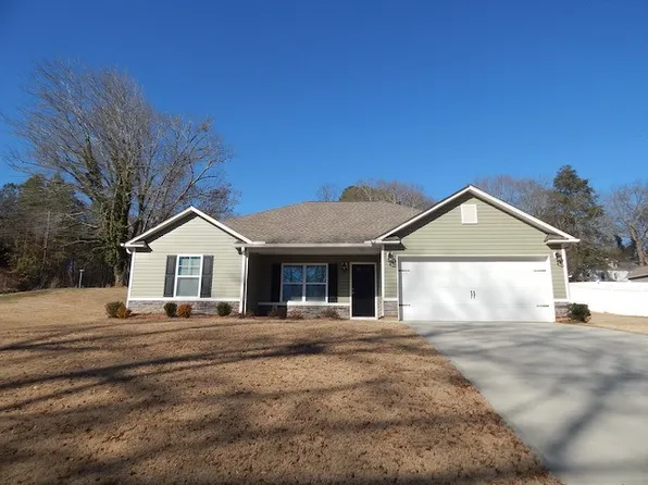 101 Eaton St, Central, SC 29630