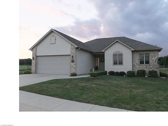 1st image of 196 Stonehaven Dr