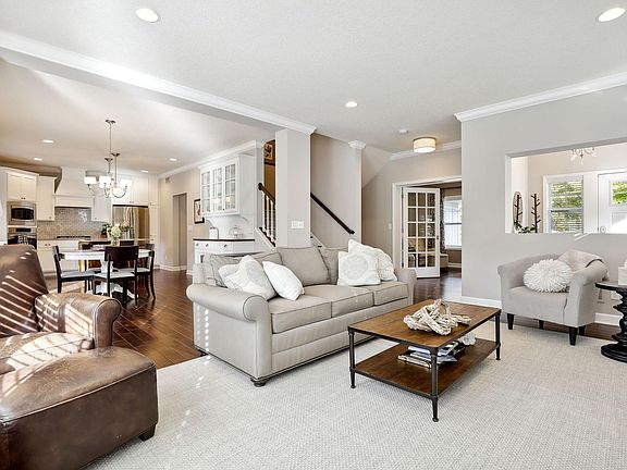 5th image of 5209 W 48th St