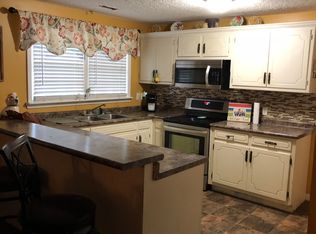 101 Walnut St, Alma, GA 31510