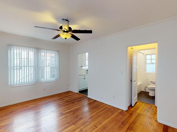 3rd image of 401 Juniper St #1/2