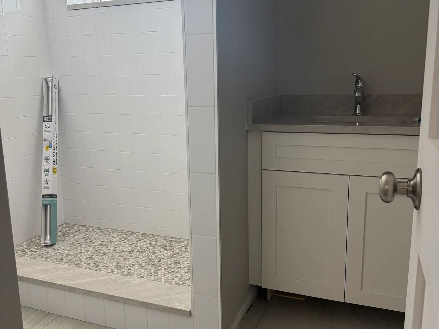 2 bed, 850 sqft, $2,850 — Photo 2