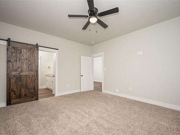 5th image of 100 Sharber Rd