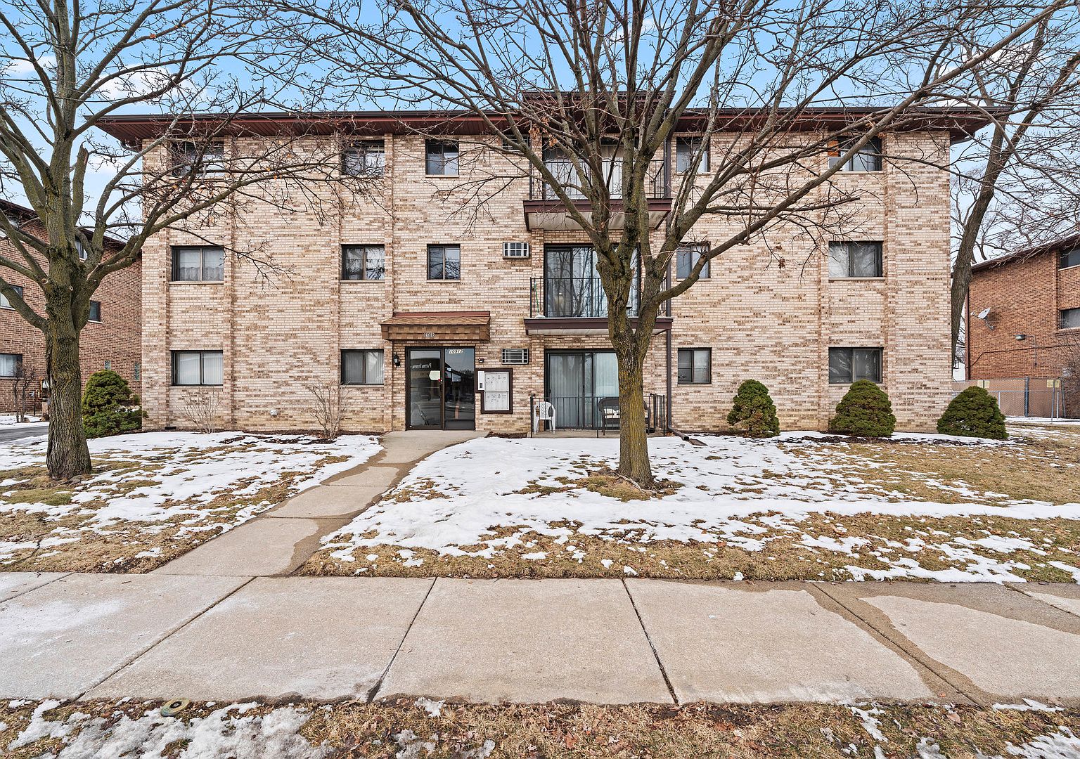 10912 Central Ave APT 202, Chicago Ridge, IL 60415 | Zillow