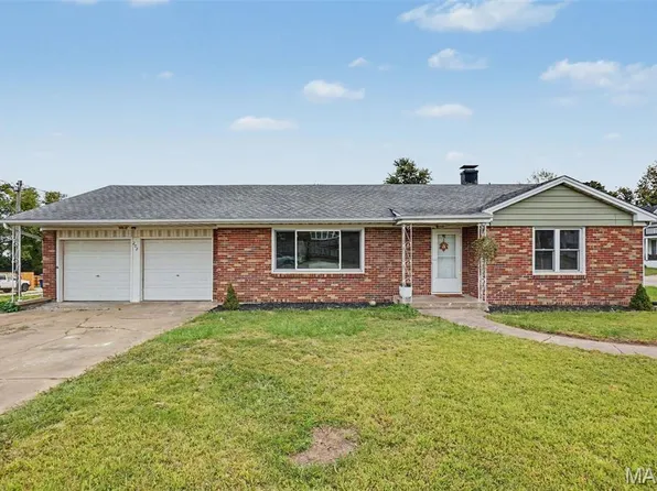 202 Cherry St, Wright City, MO 63390