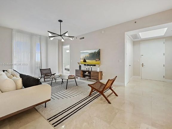 3rd image of 15811 Collins Ave APT 405