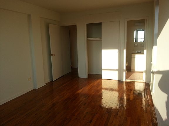 4th image of 2225 Benson Ave APT 6A