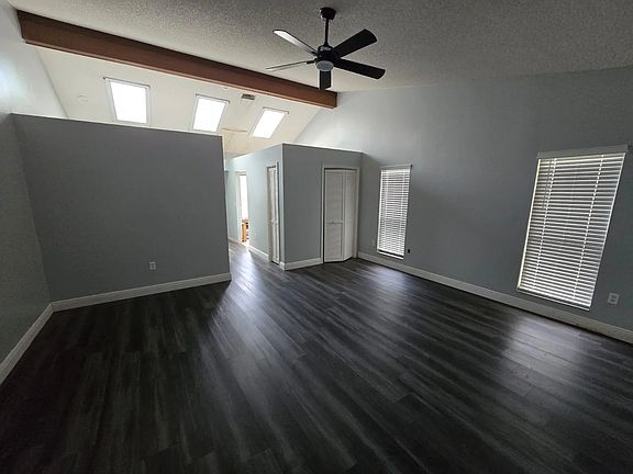 5th image of 361 Greenfield Rd