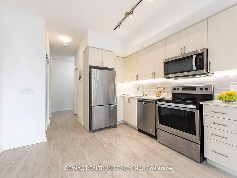 591 Sheppard Ave E #310 — Photo 14