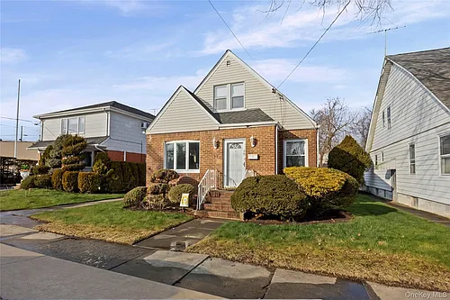 39 Stewart St Photo 1