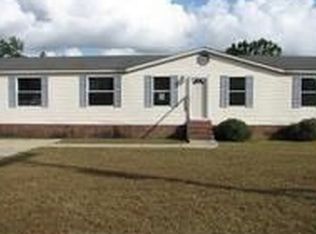 19494 Lennis Cuevas Rd, Saucier, MS 39574