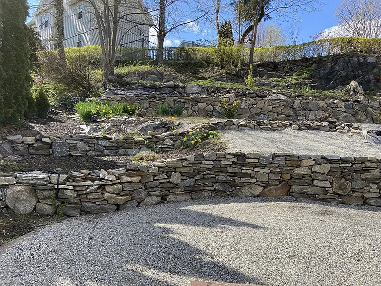 59 Park St — Photo 16