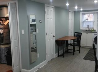 739 Hobart Pl NW #B, Washington, DC