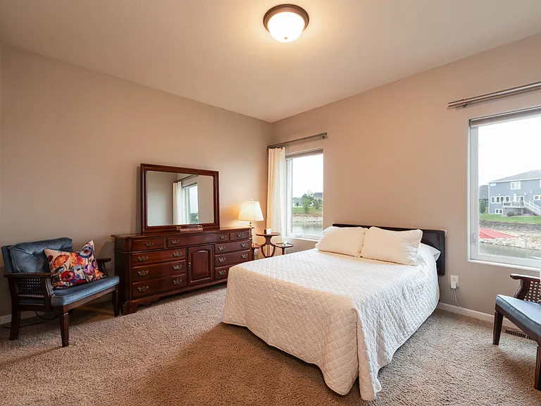 2304 Marina Rd SE #1 — Photo 5