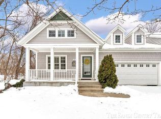 601 Lakeview Ln #1, Spring Lake, MI 49456