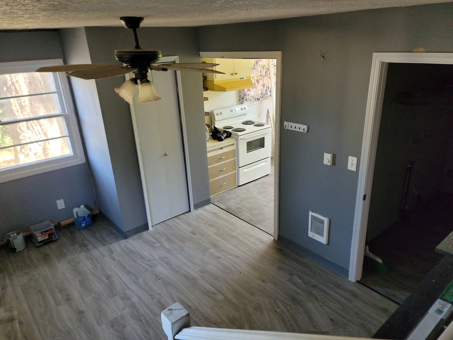 2 bed, 1.5 bath, 1200 sqft, $1,600 — Photo 3
