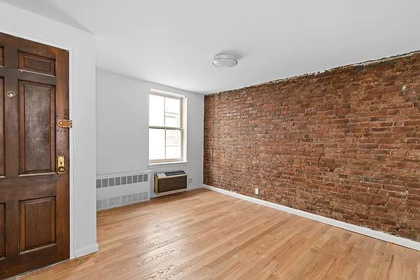 Rented by Douglas Elliman | media 18