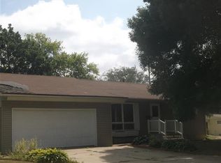 1421 Wisconsin St, Waterloo, IA 50702