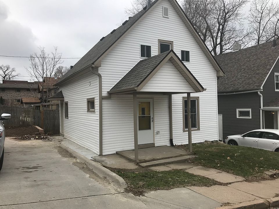 1st image of 3013 Dewey Ave