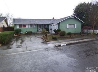 1243 Manhattan Way, Santa Rosa, CA 95401