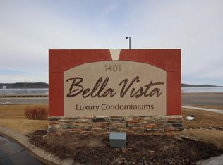 1401 N Lakeshore Dr UNIT P2, Lake City, MN 55041