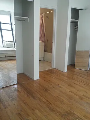 Rented by High Line NYC Realty Group | media 8