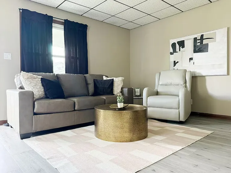 558 E Parkland Ave #558 — Photo 9