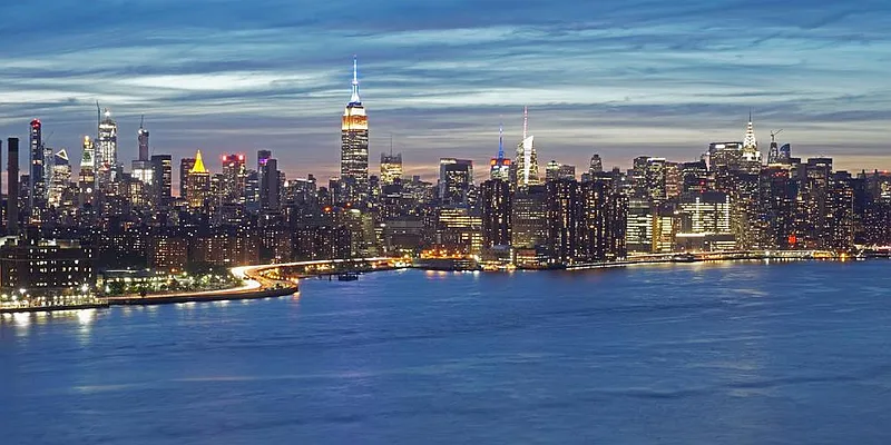 Rented by R New York | media 28