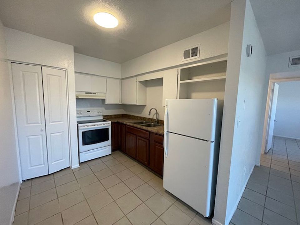 1st image of 3314 N 67th St #3