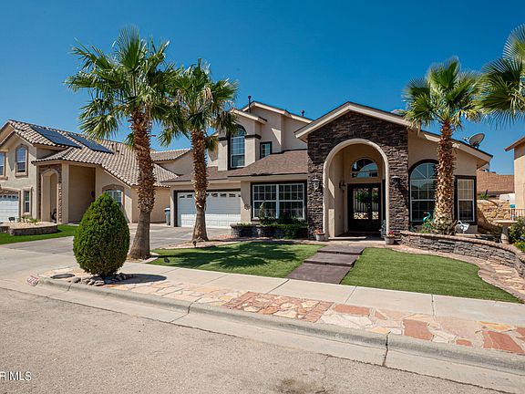 2nd image of 12472 Paseo Alegre Dr
