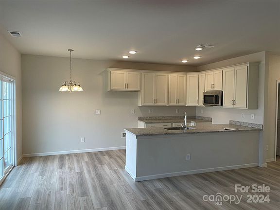 4th image of 5309 Cherrie Kate Ct #1404