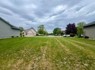 138 River Oaks Dr, Cold Spring, MN 56320