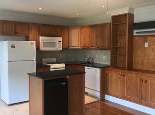 634 N Monroe St APT 1, Arlington, VA 22201