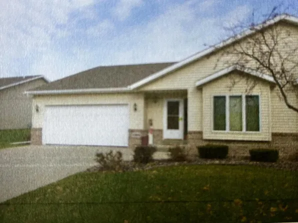 1566 Bluebell DRIVE, Hartford, WI 53027