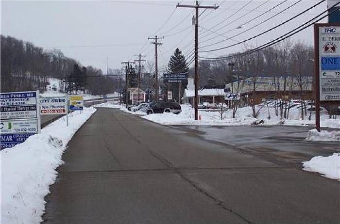 2nd image of 137 Hartman Rd