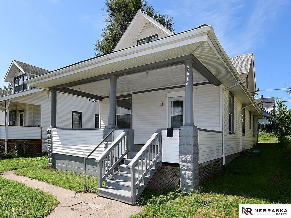 1st image of 2414 N 45th St