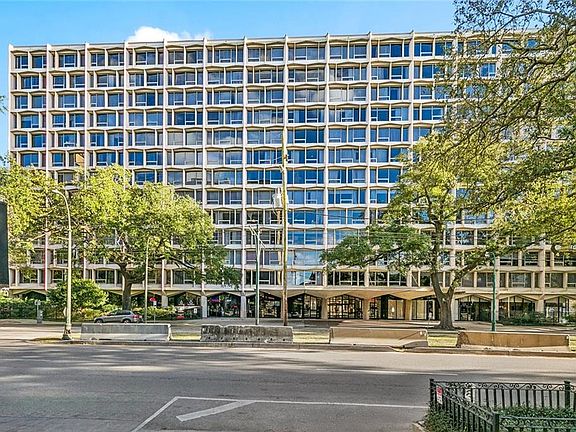 2nd image of 2100 St Charles Ave APT 3A