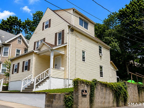 3rd image of 40 Terrace Avenue