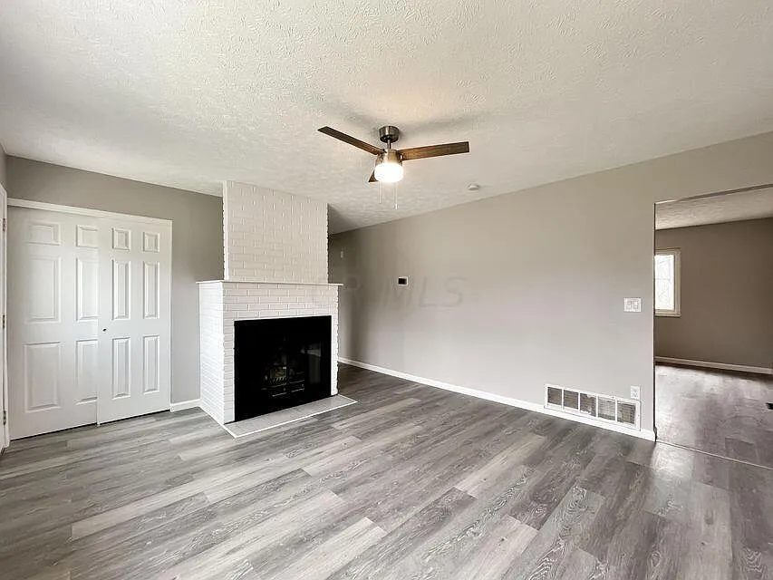8969 Canoe Drive - 1 — Photo 3