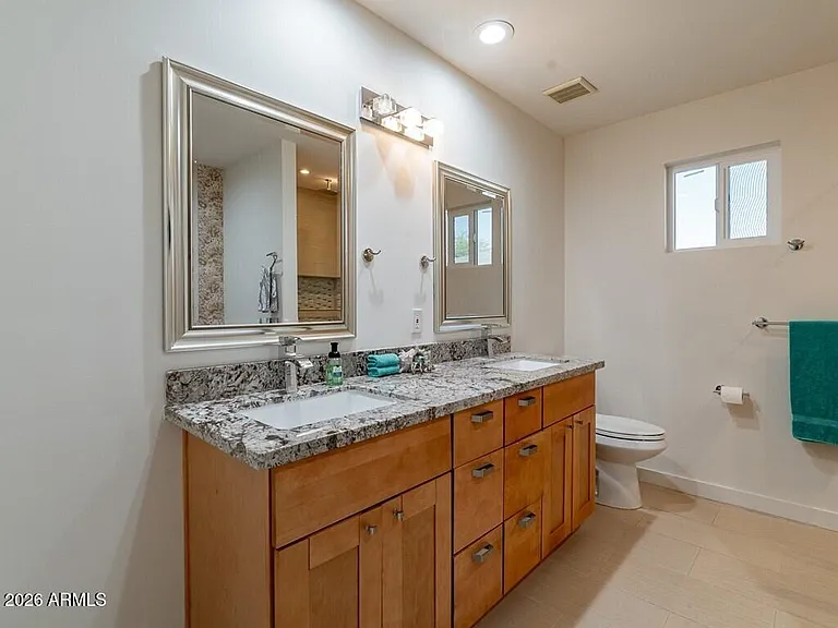 3302 E Turquoise Ave — Photo 29