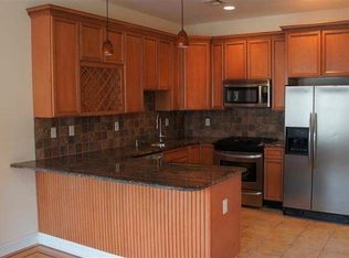 806 Washington St APT 4, Hoboken, NJ 07030